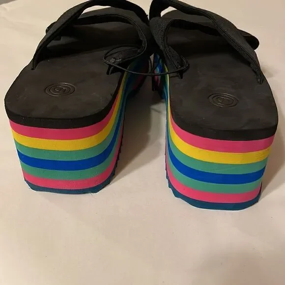 UO Sandals NWOT - Picture 4 of 8